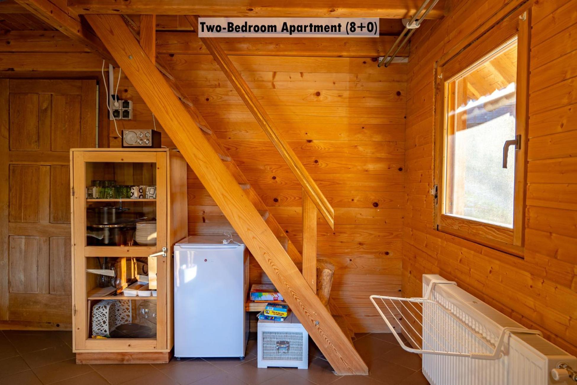 Apartments Farm House Uric Jesenice Zewnętrze zdjęcie