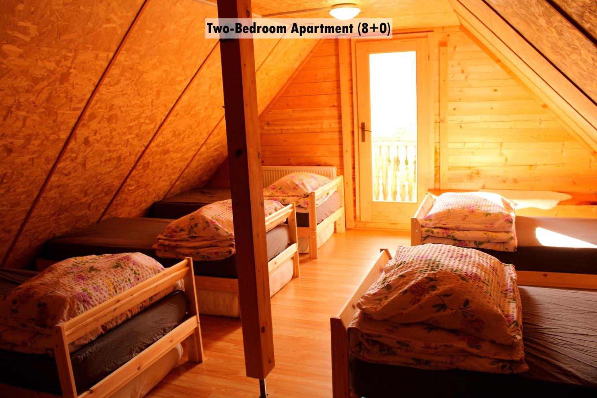 Apartments Farm House Uric Jesenice Zewnętrze zdjęcie