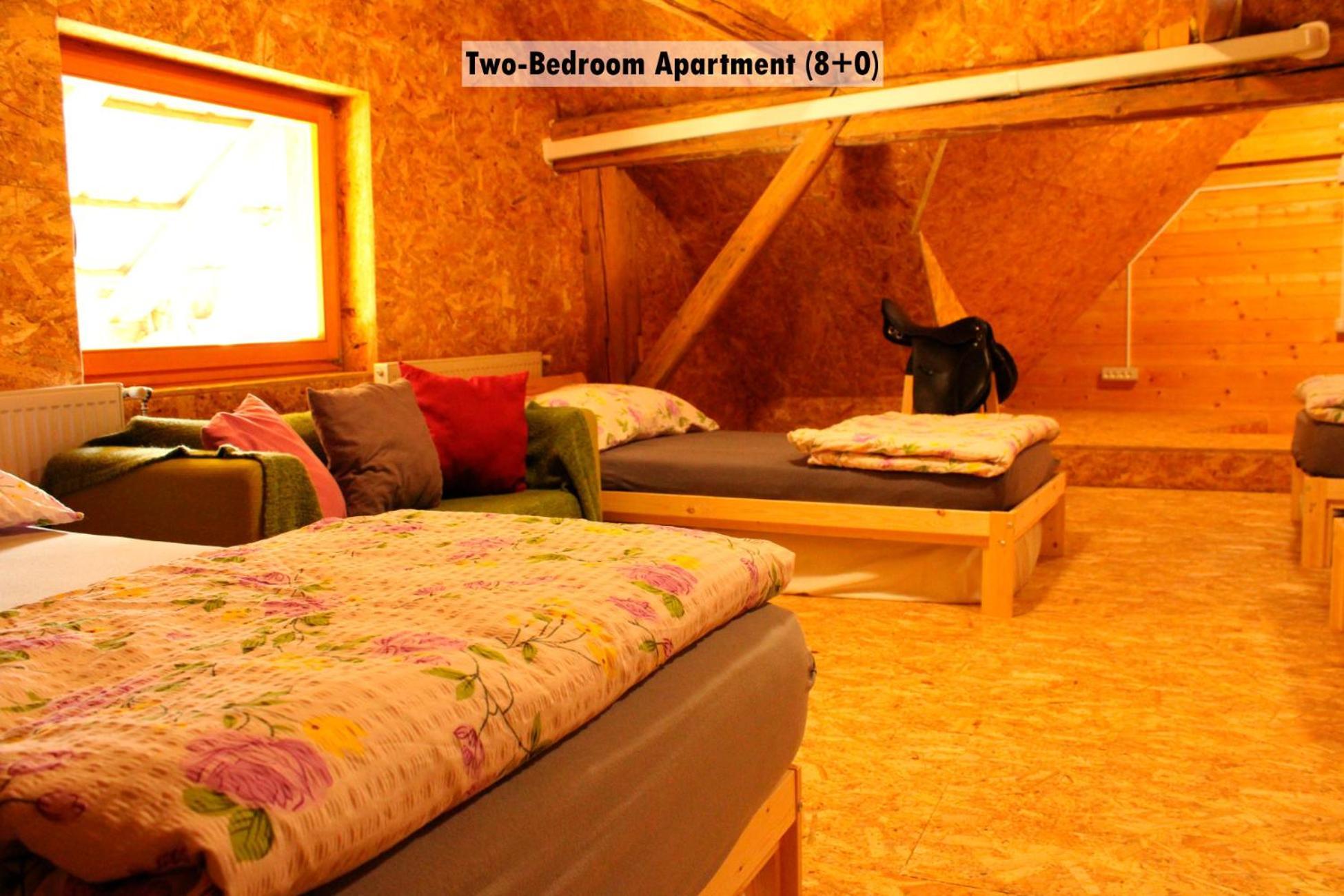 Apartments Farm House Uric Jesenice Zewnętrze zdjęcie