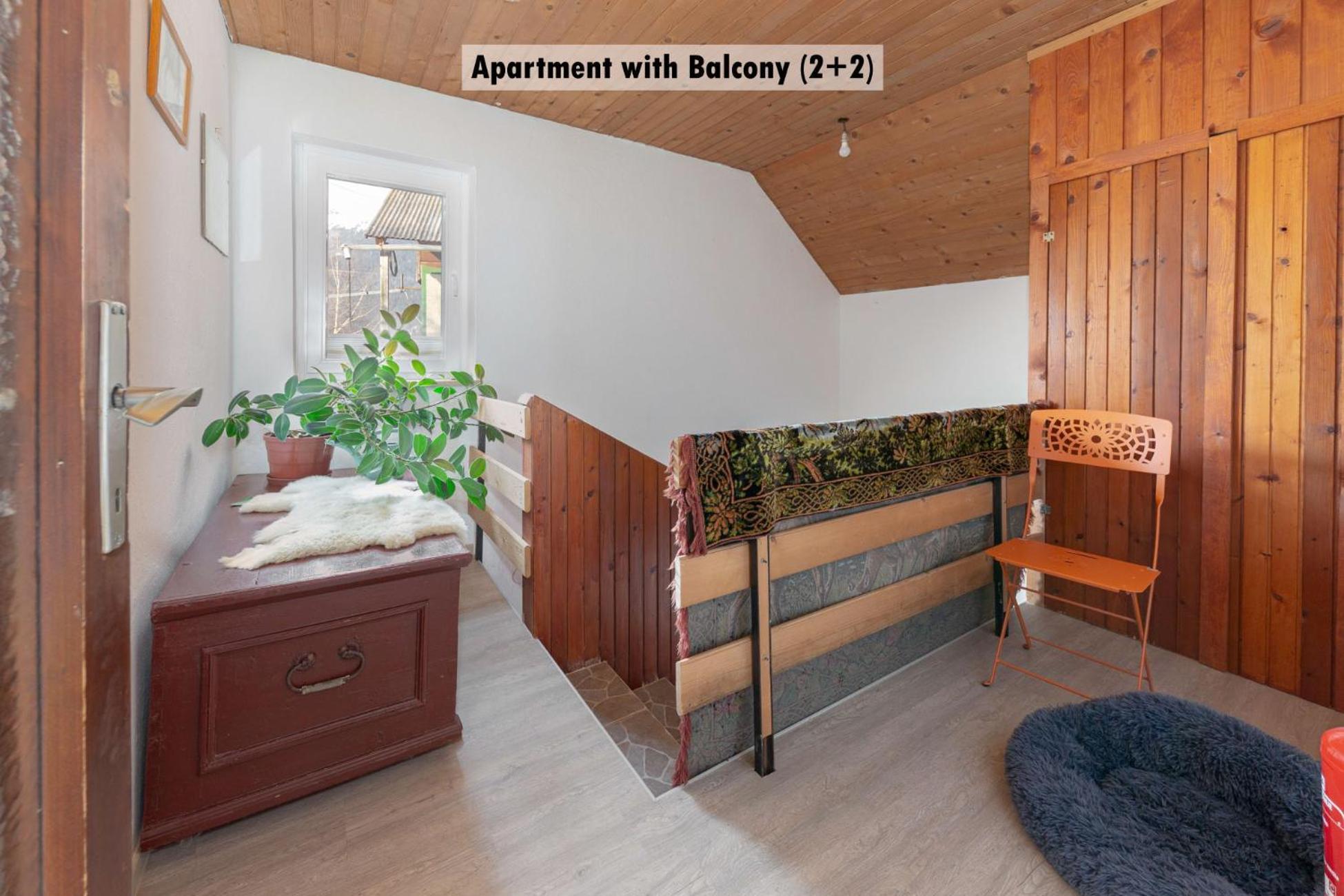 Apartments Farm House Uric Jesenice Zewnętrze zdjęcie